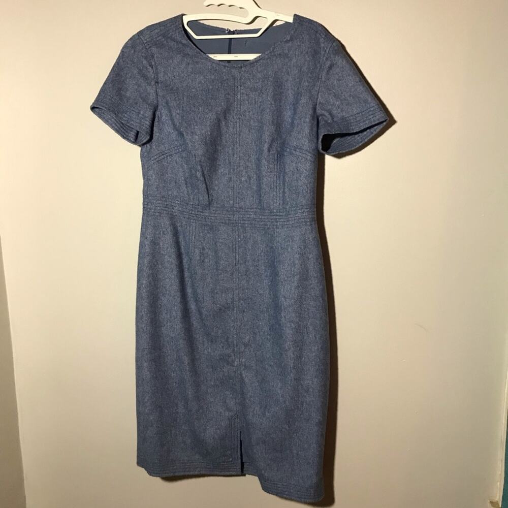 Banana Republic 6 wool blend short sleeve knee length dress round neck career